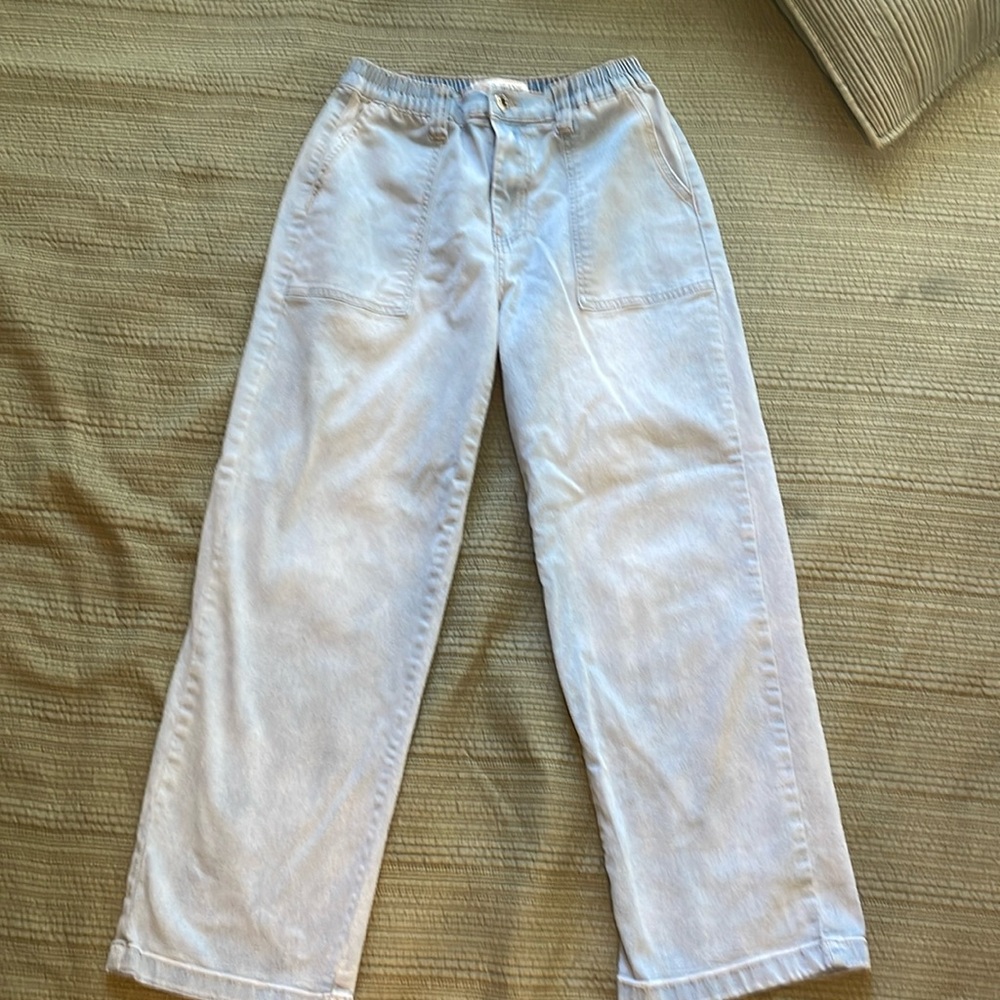 GOGO elastic waist skater jeans in cotton/poly. Women's 13. Excellent condition.